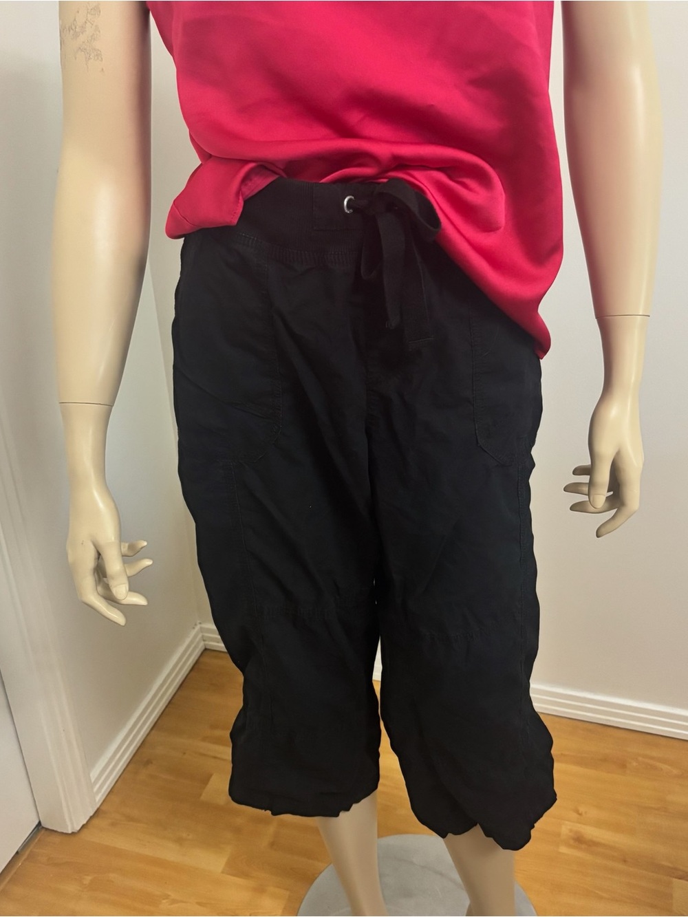 Calvin Klein Black Drawstring capris